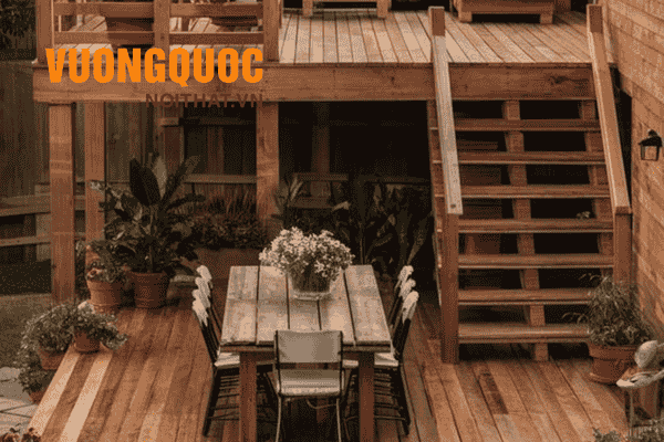 Cầu thang gỗ Pallet 